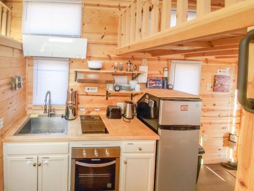 קוטונווד Cute Sedona Green-Certified Cedar Tiny Home מראה חיצוני תמונה